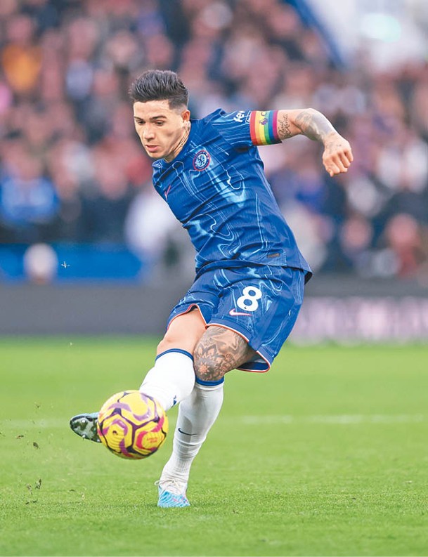 [东方报]英超：車仔頹勢白禮頓上盤有計[04-21]